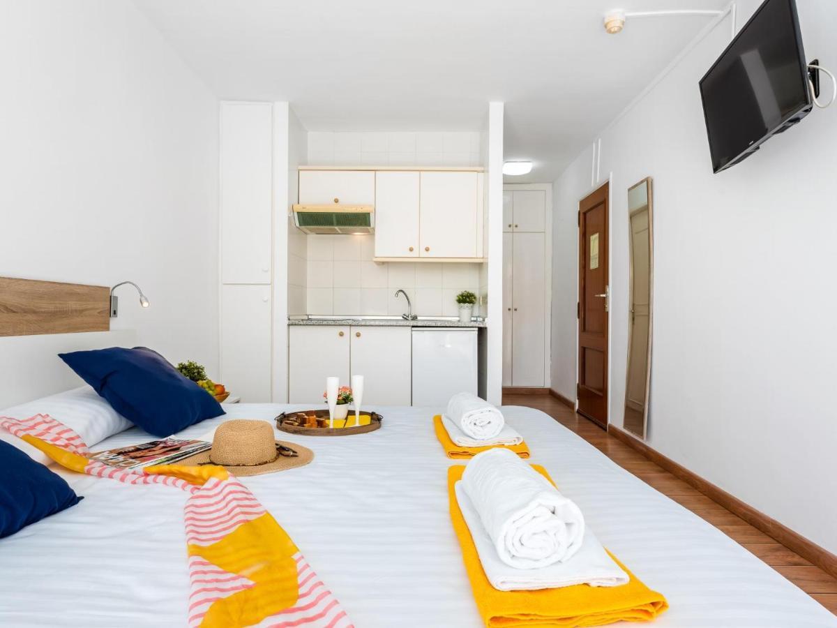 302 Modern, Light, Comfortable Studio With Swimming Pool Playa de las Américas Dış mekan fotoğraf